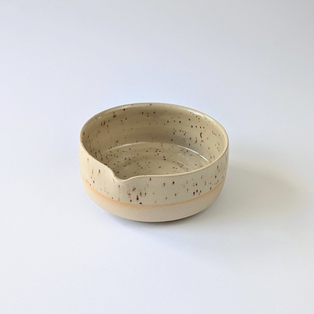 Handgedrehte Matcha Schale - Dots Glossy