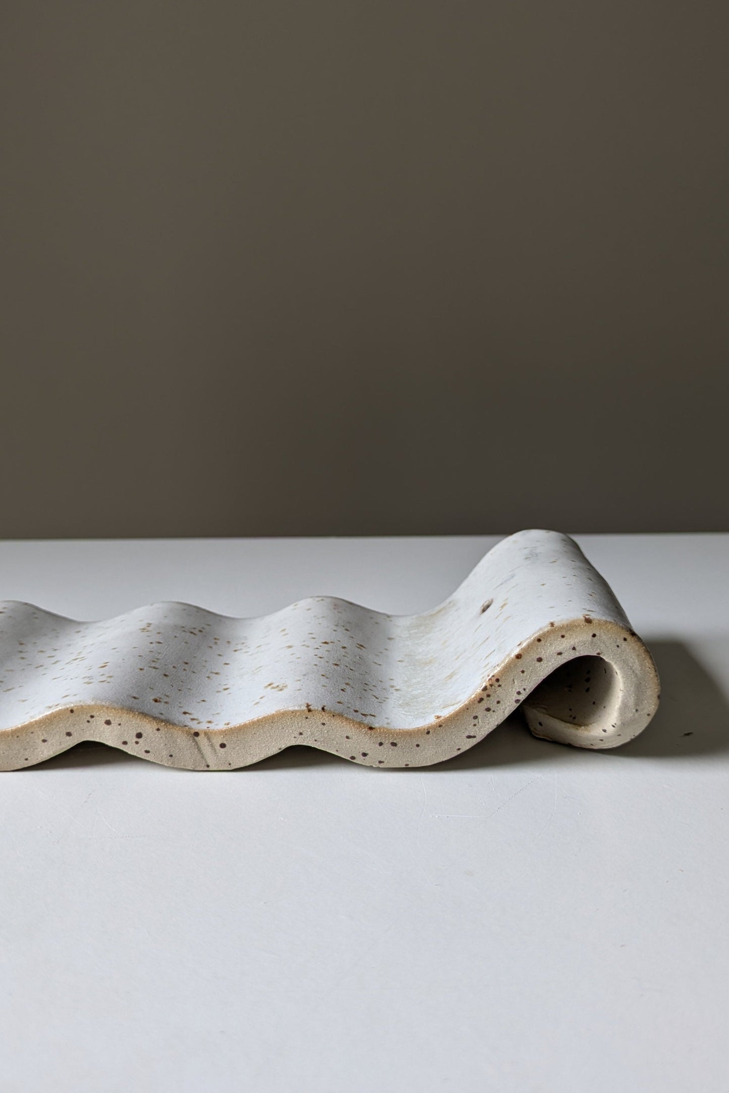 Handmade Incense & Palo Santo Holder - Wavy Dots Matte