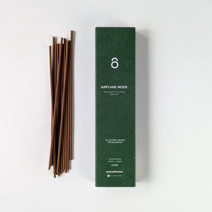 Natürliche Räucherstäbchen - "Airplane Mode" Agarwood