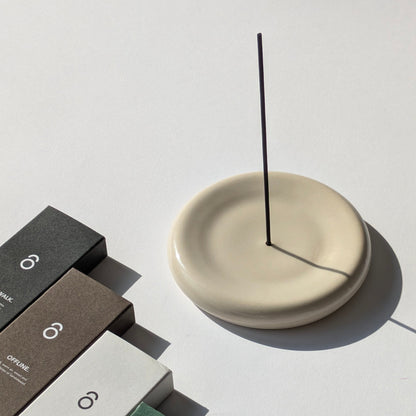 'Unhurried' - Set Räucherstäbchenhalter & Japanischer Räucherduft