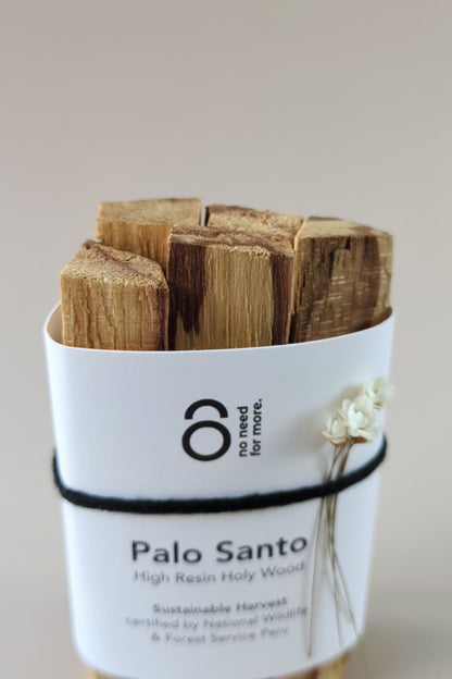 Räucherset: Palo Santo Räucherwerk & 100% Weißer Salbei Räucherbündel